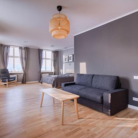 Modern Apartment In Old Riga With A River View エクステリア 写真